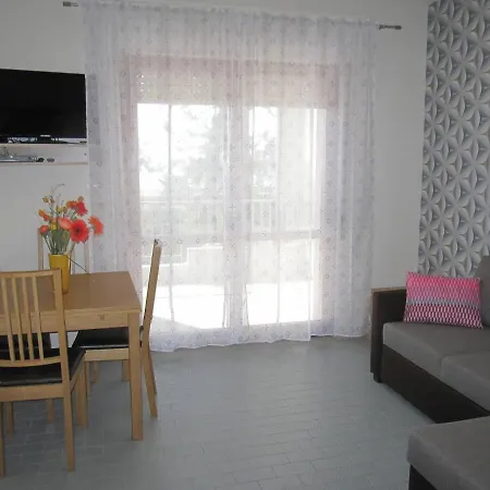 Amazing With Seaview Terrace 아파트 *